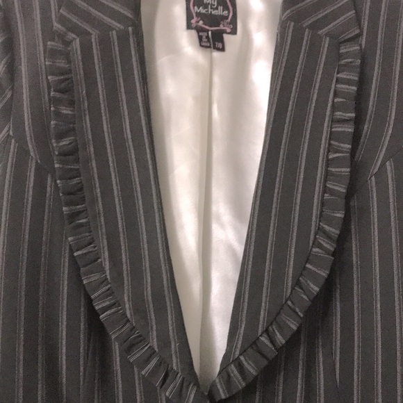 BOSS LADY! Skirt and Blazer Skirt Suit Set - Picture 8 of 15